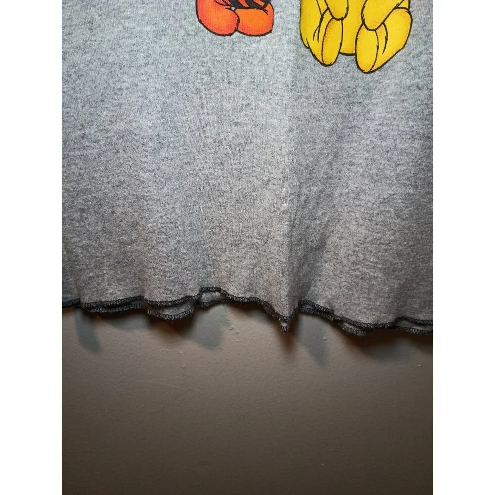 Vintage Disney Winnie The Pooh Gray Cropped Baby Tee Top Size Large